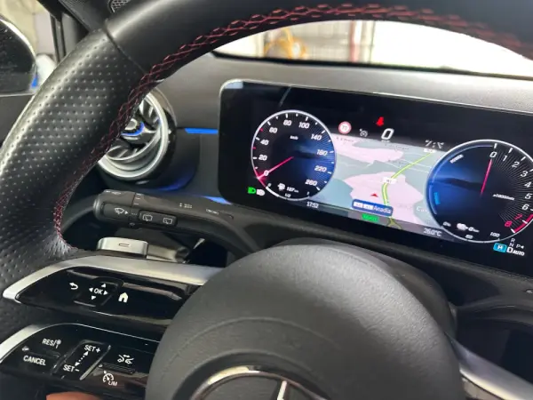 Mercedes-Benz A 250 e AMG Line 25