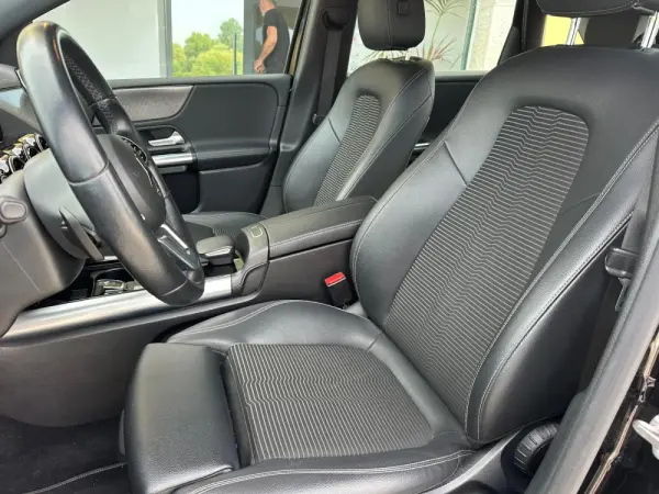 Mercedes-Benz B 250 e Style Plus 11