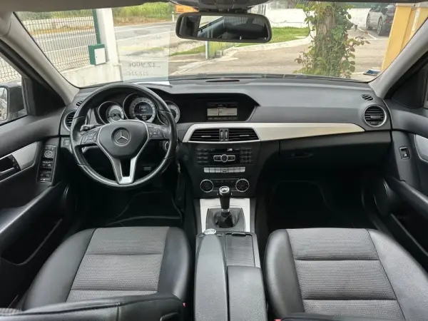 Mercedes-Benz C 200 CDi Avantgarde BE 2