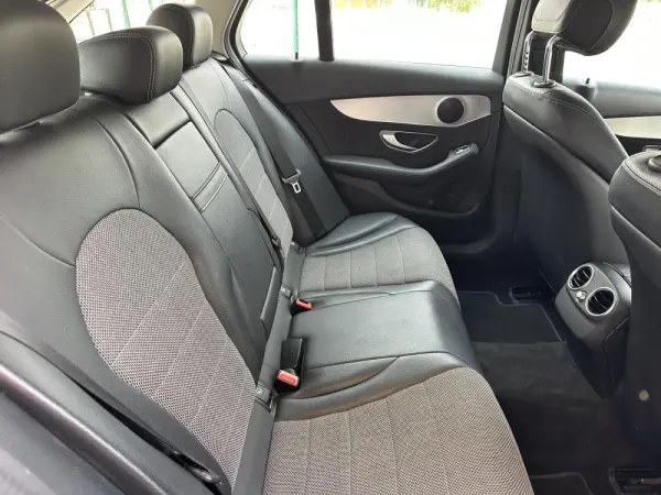 Mercedes-Benz C 200 d Avantgarde Aut. 14