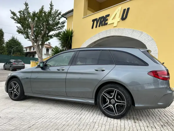 Mercedes-Benz C 300 de T 9G-TRONIC AMG Line 4