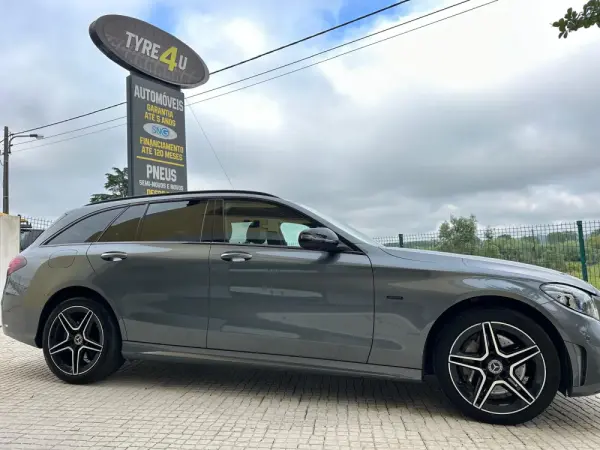 Mercedes-Benz C 300 de T 9G-TRONIC AMG Line 11