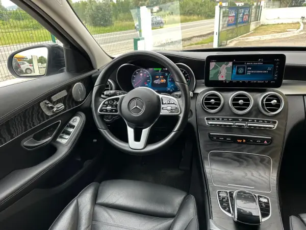 Mercedes-Benz C 300 de T 9G-TRONIC AMG Line 16