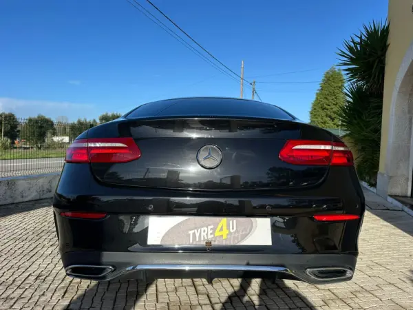 Mercedes-Benz E 250 AMG 6