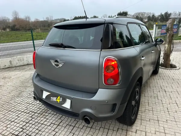 MINI Countryman Cooper D 17