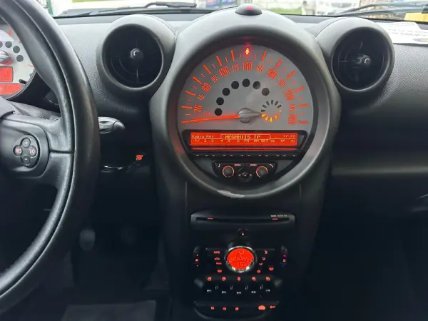 MINI Countryman Cooper D 23