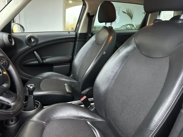 MINI Countryman Cooper D 24