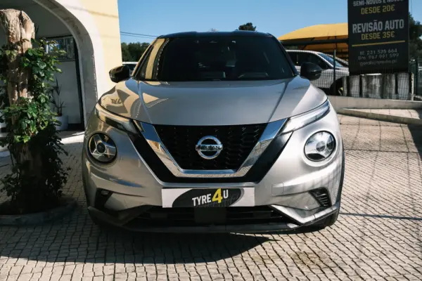 Nissan Juke 1.0 DIG-T N-Connecta 2