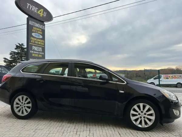 Opel Astra Caravan 1.7 CDTi Cosmo 7
