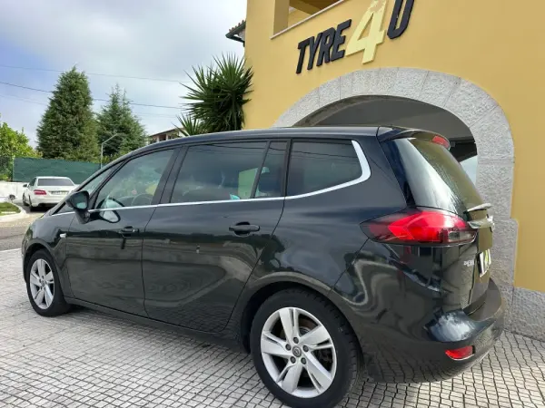 Opel Zafira 1.6 CDTi Cosmo 3