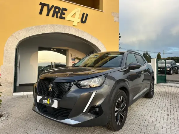 Peugeot 2008 1.5 BlueHDi Allure Pack 18