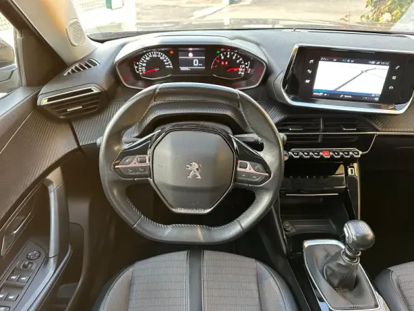 Peugeot 2008 1.5 BlueHDi Allure Pack 25