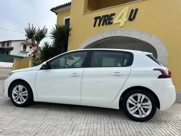 Peugeot 308 1.5 BlueHDi Style 11