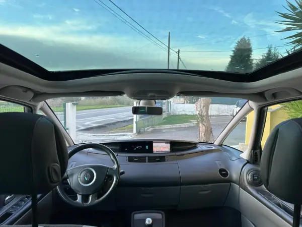 Renault Espace 2.0 dCi Initiale 7L 2