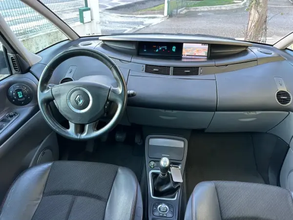 Renault Espace 2.0 dCi Initiale 7L 8