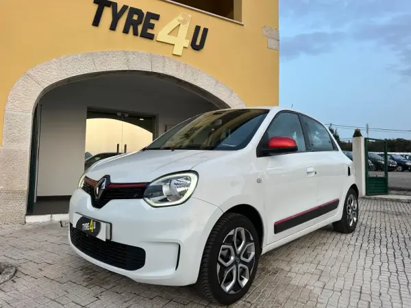 Renault Twingo 22 Intens 13