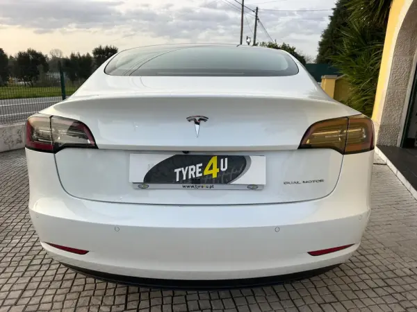 Tesla Model 3 AWD Dual Motor 6