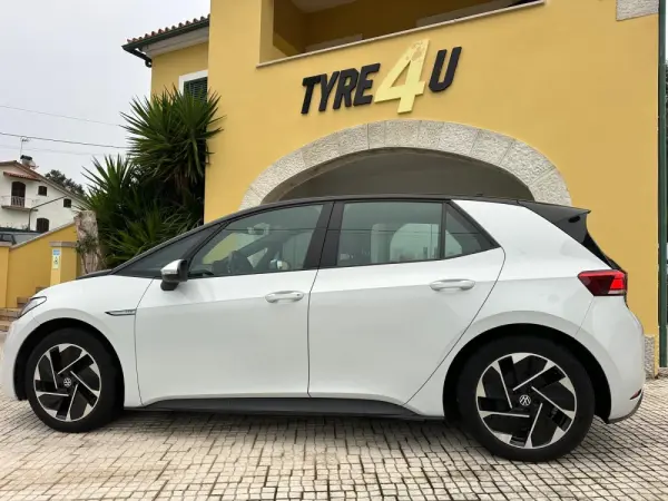 Volkswagen ID.3 Pro Performance Tech 2