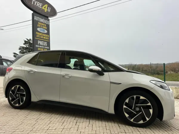 Volkswagen ID.3 Pro Performance Tech 13
