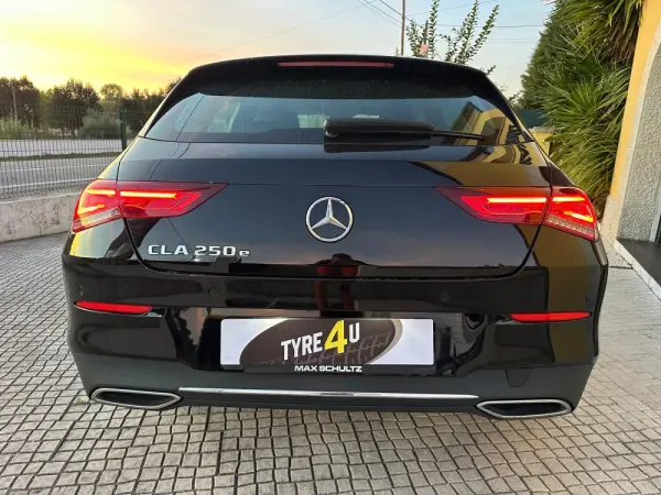 Mercedes-Benz CLA 250 CLA Shooting Brake 250e 3