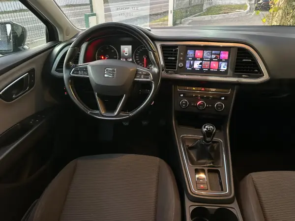 SEAT Leon ST 1.6 TDI S&S Style 9