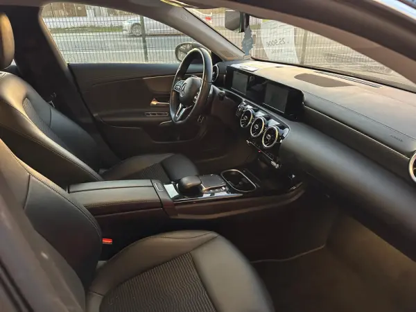 Mercedes-Benz CLA 250 CLA Shooting Brake 250e 17