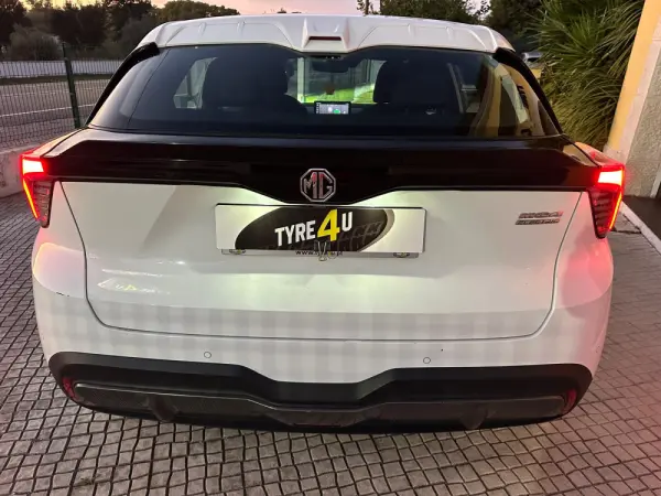 MG MG4 51 kWh Standard 7