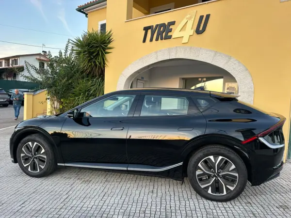 Kia EV6 84 kWh Tech 8