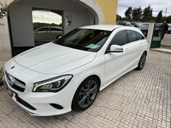 Mercedes-Benz CLA 180 d Shooting Brake Urban Aut. 7