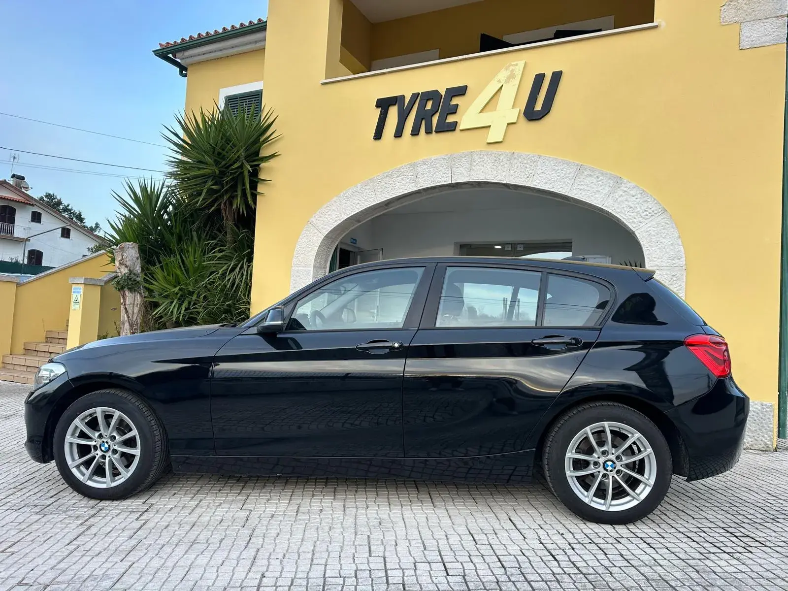 BMW 116 d Advantage 13