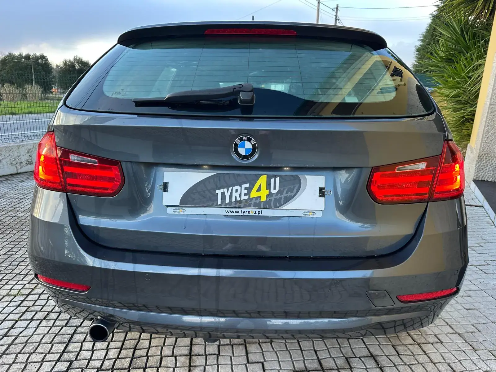 BMW 318 d Touring Auto Sport 6