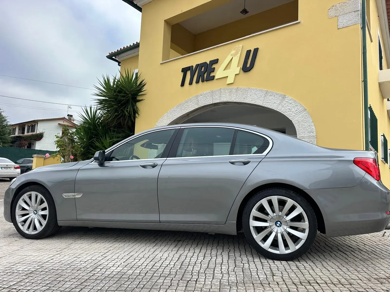 BMW 730 d Pack M 4