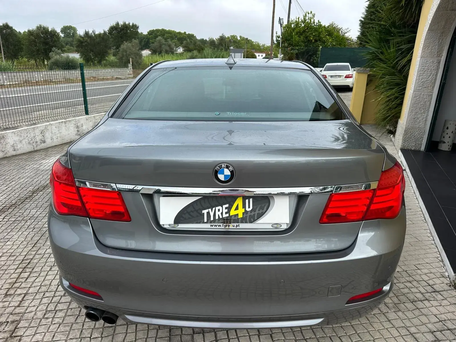 BMW 730 d Pack M 12