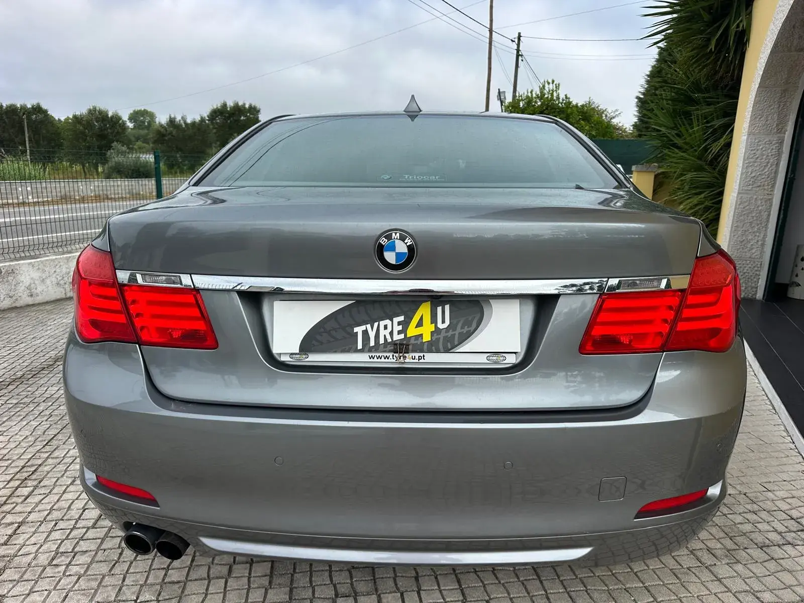 BMW 730 d Pack M 11