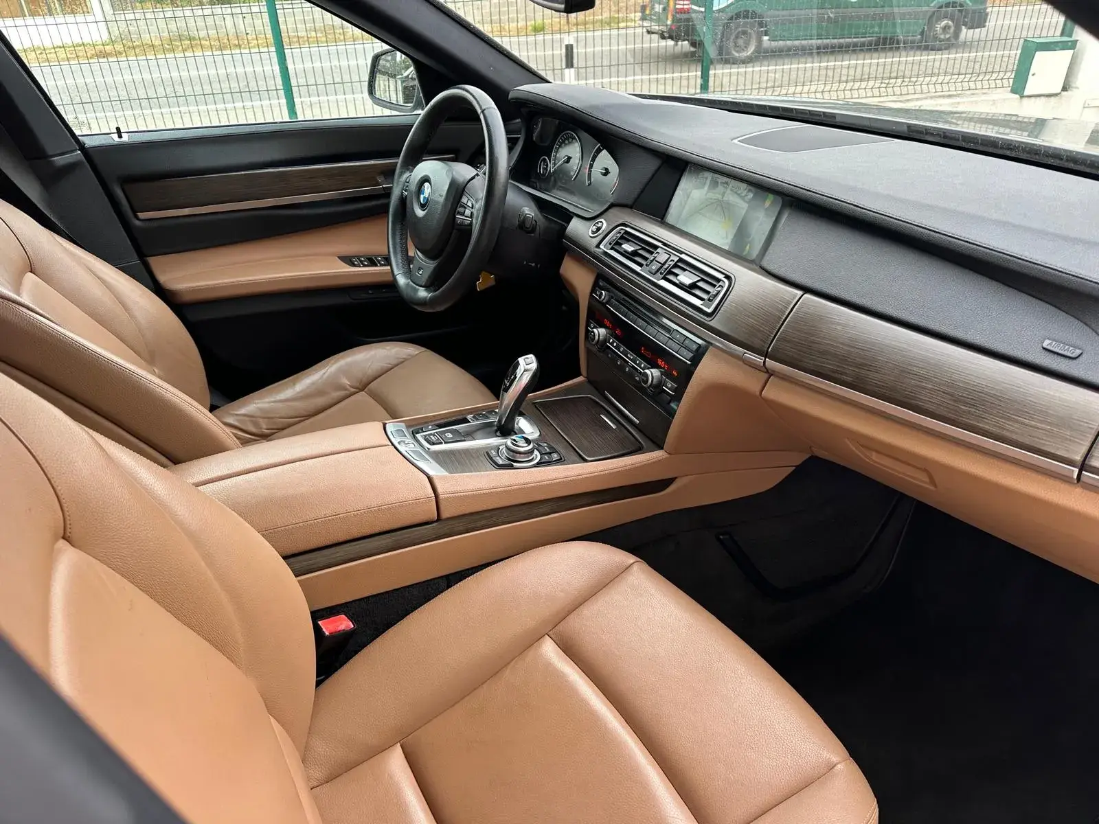 BMW 730 d Pack M 13