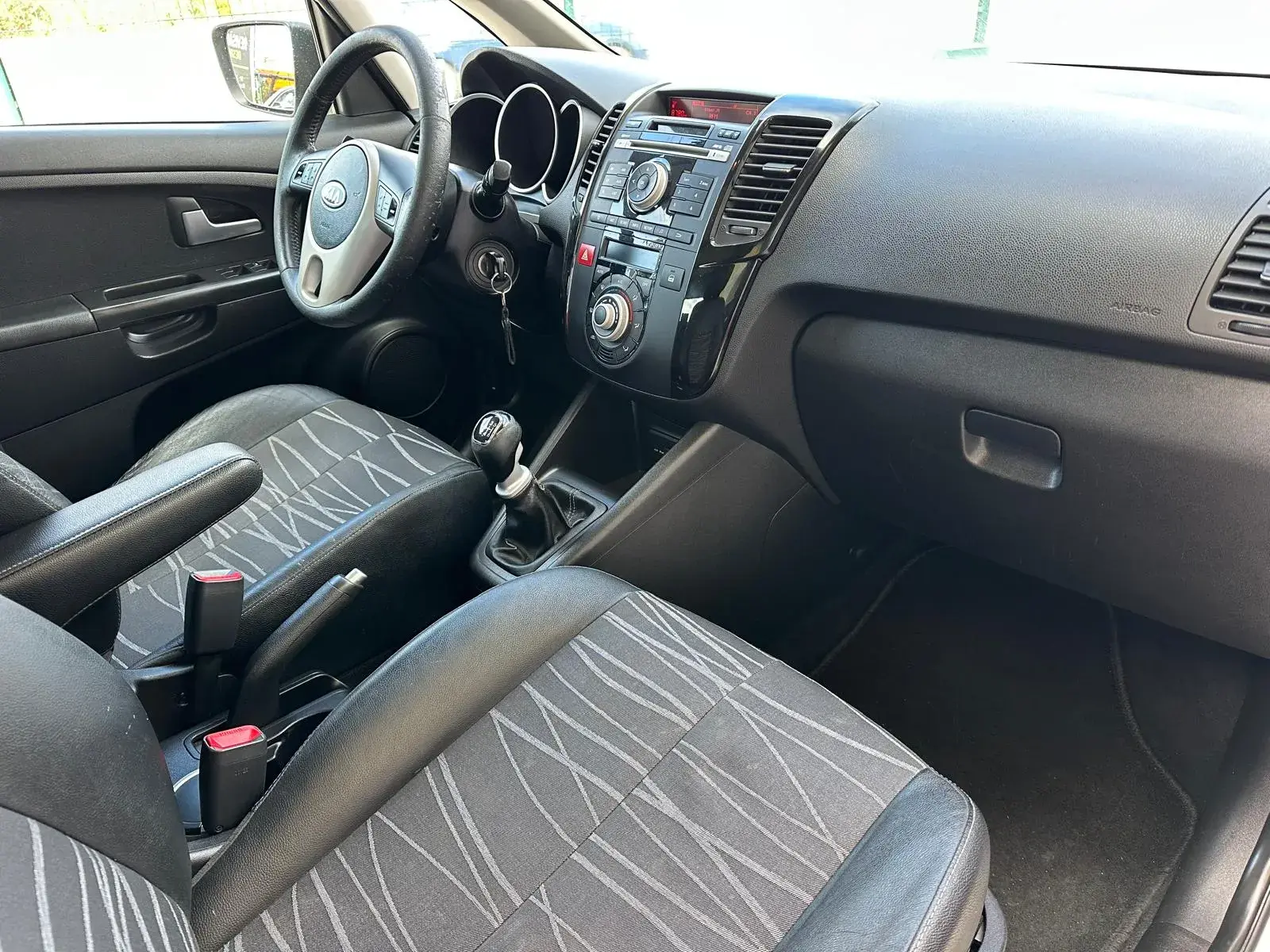 Kia Venga 1.6 CRDi TX ISG 2