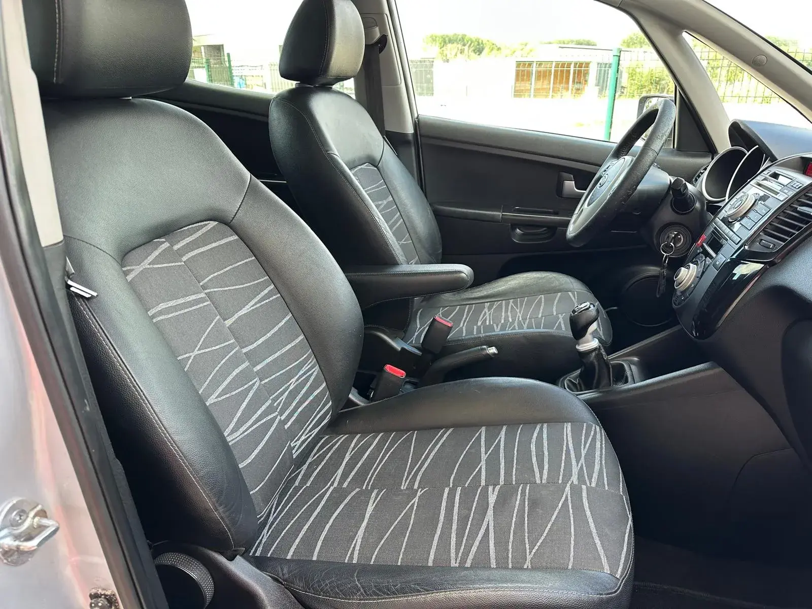 Kia Venga 1.6 CRDi TX ISG 11