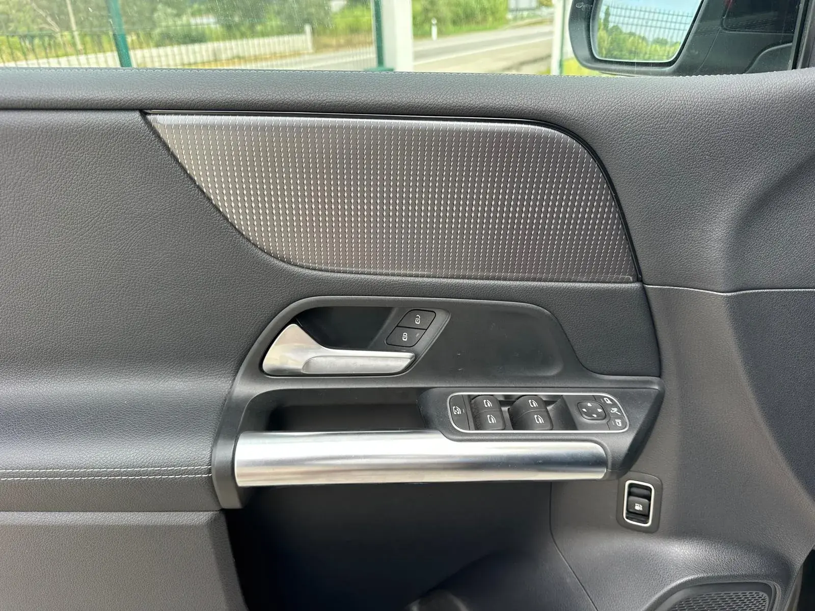 Mercedes-Benz B 250 e Style Plus 18