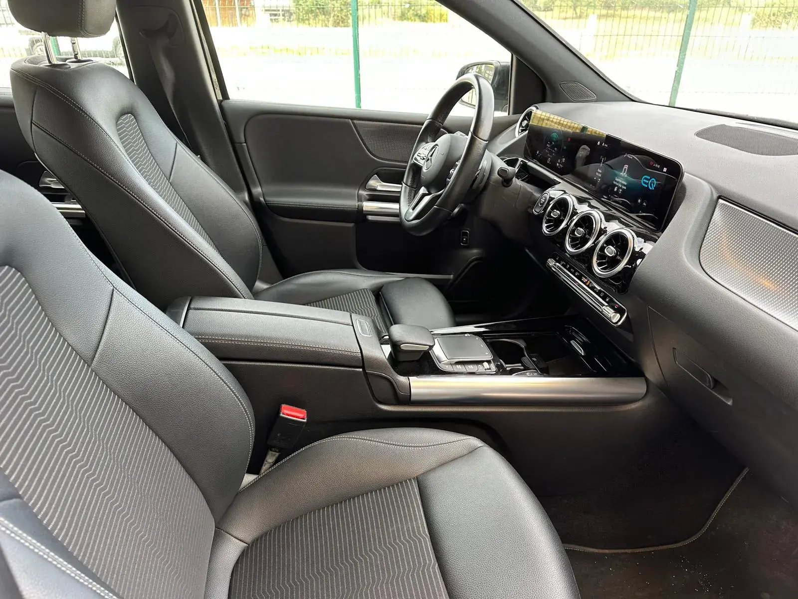 Mercedes-Benz B 250 e Style Plus 19