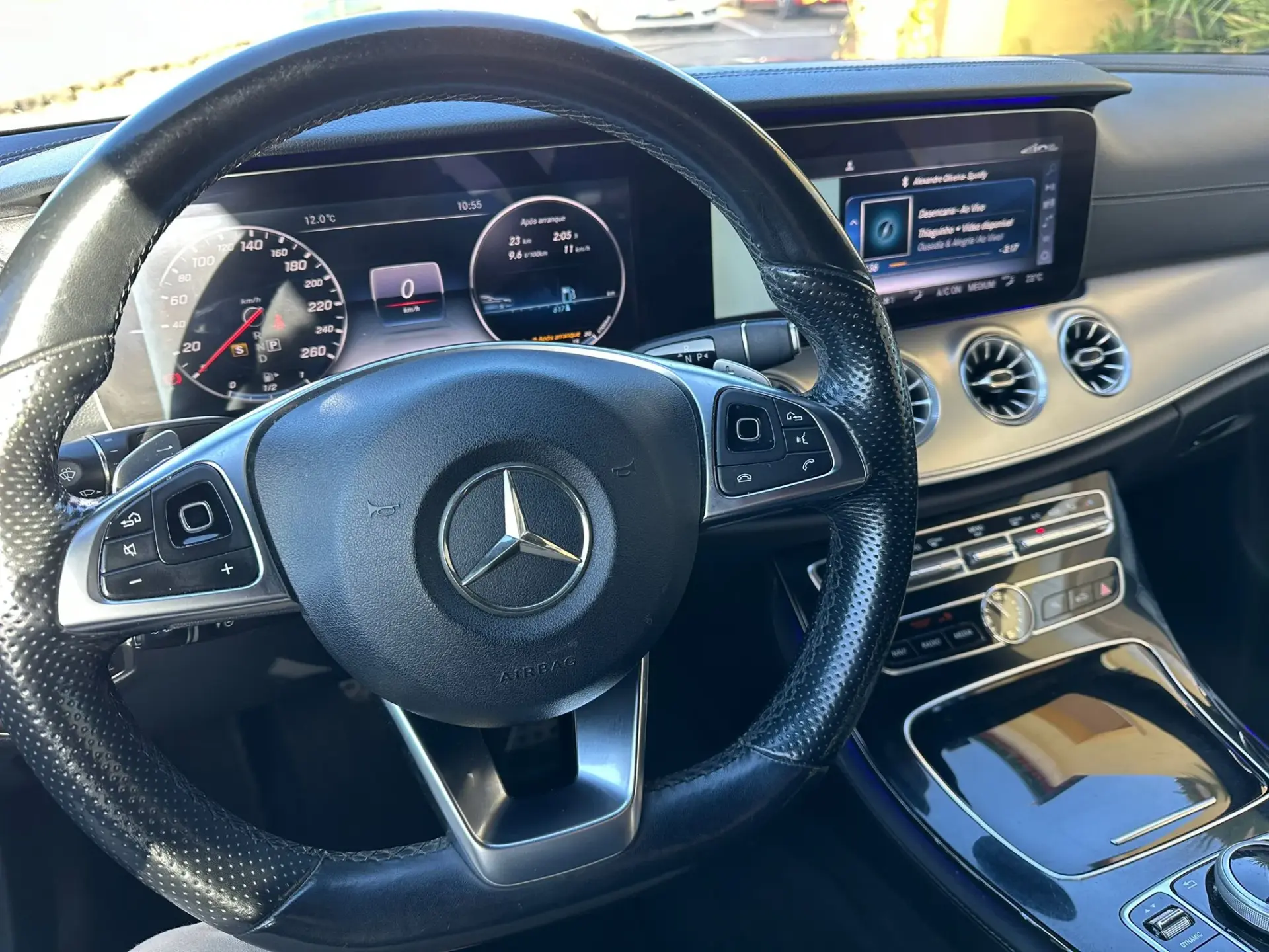 Mercedes-Benz E 250 AMG 3