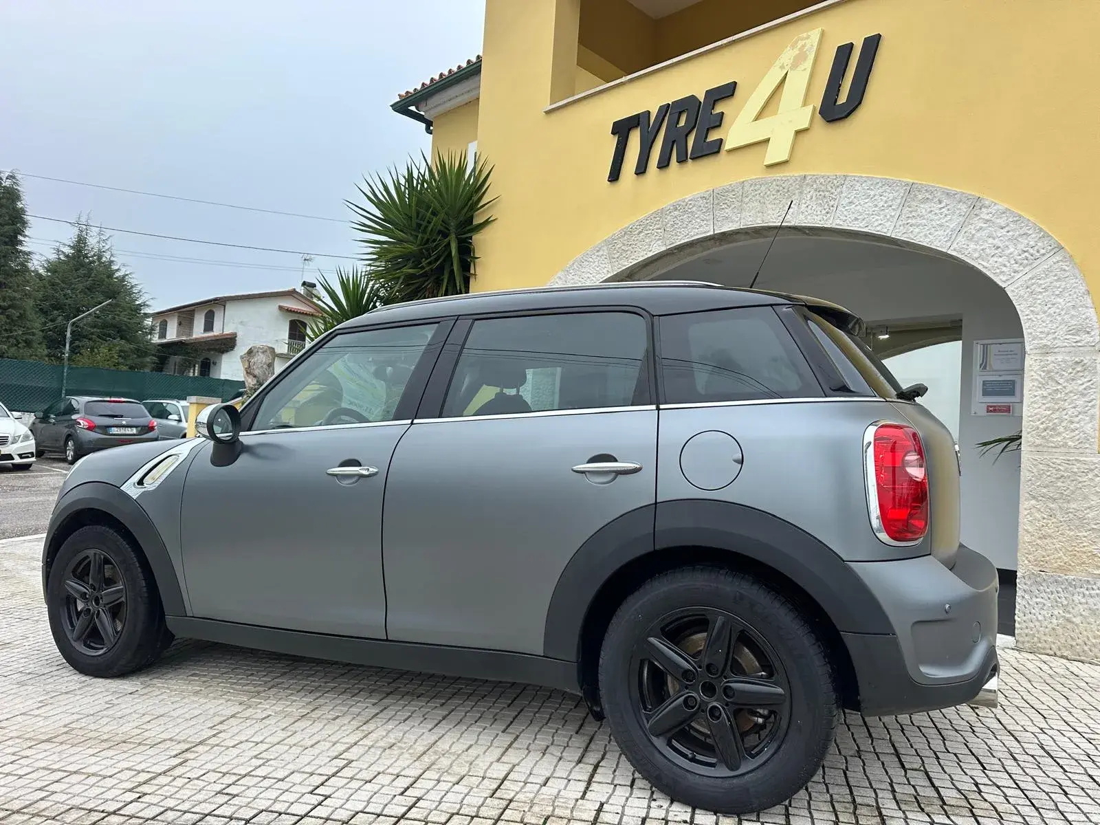 MINI Countryman Cooper D 6