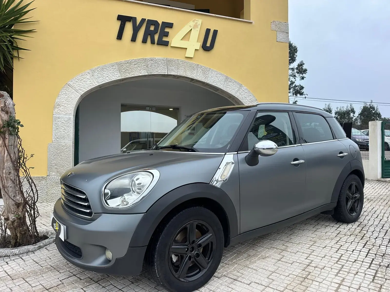 MINI Countryman Cooper D 28
