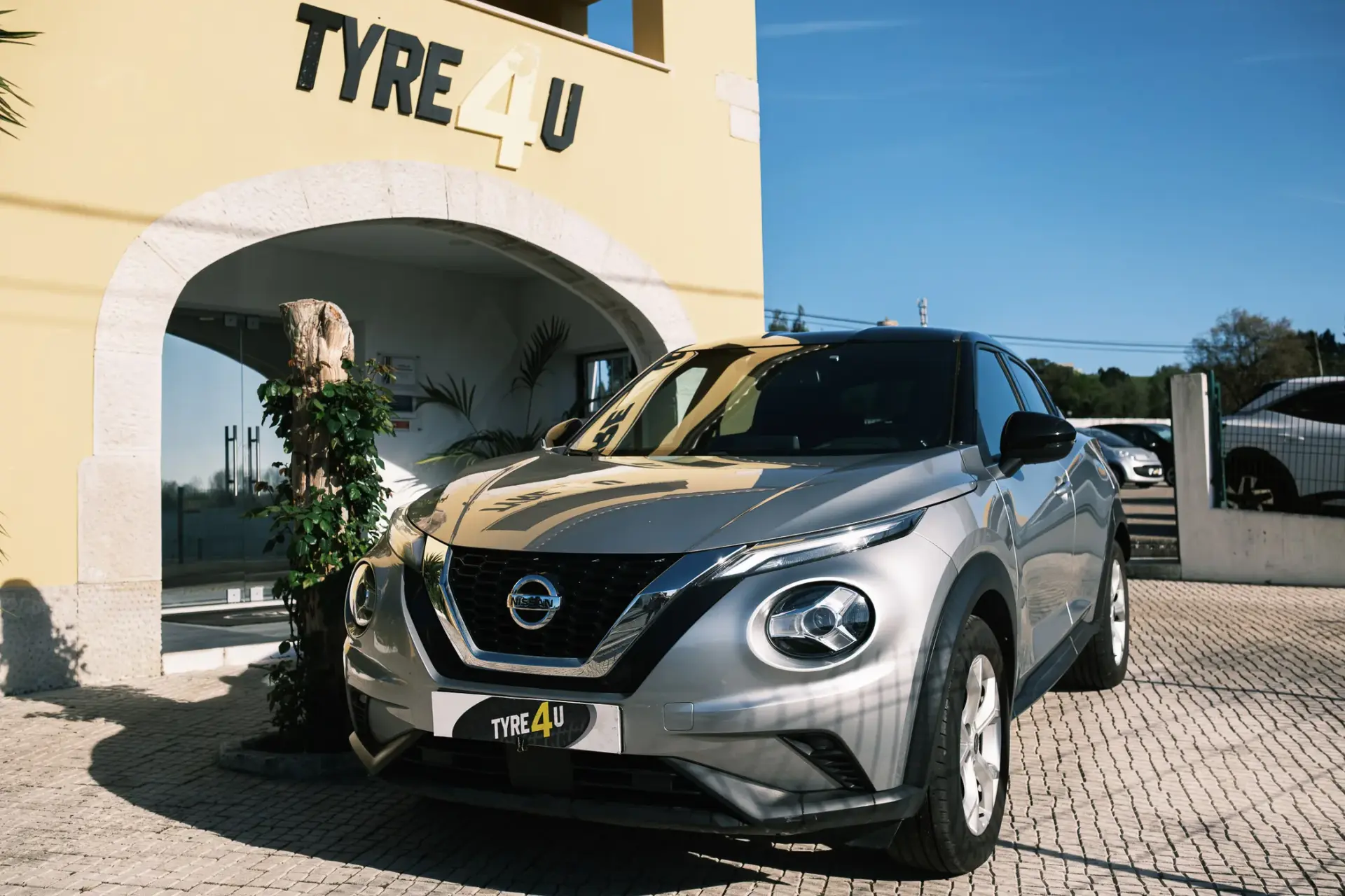Nissan Juke 1.0 DIG-T N-Connecta 1