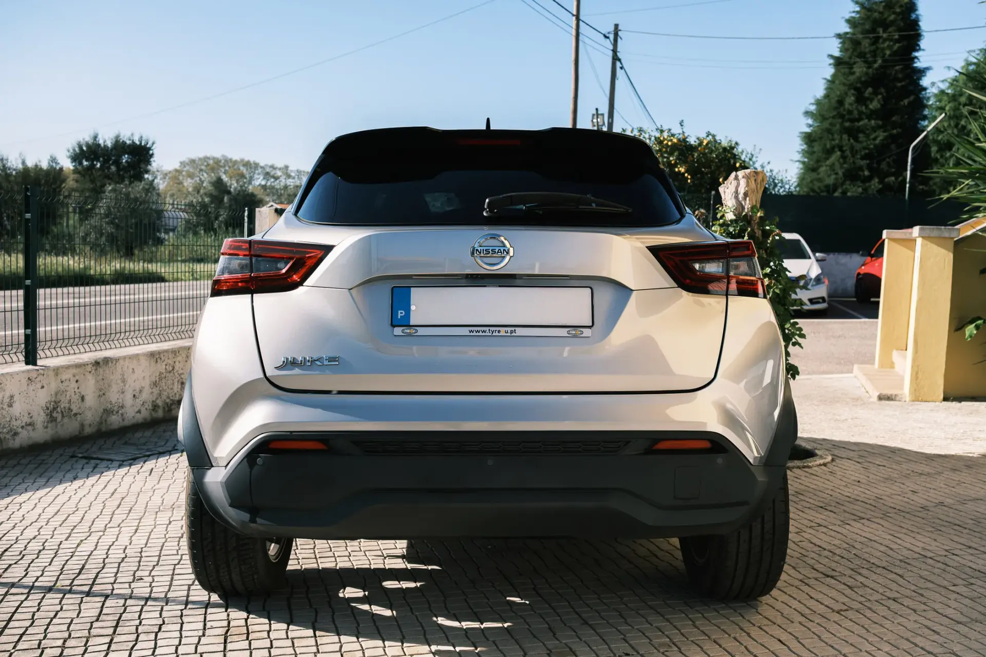 Nissan Juke 1.0 DIG-T N-Connecta 4