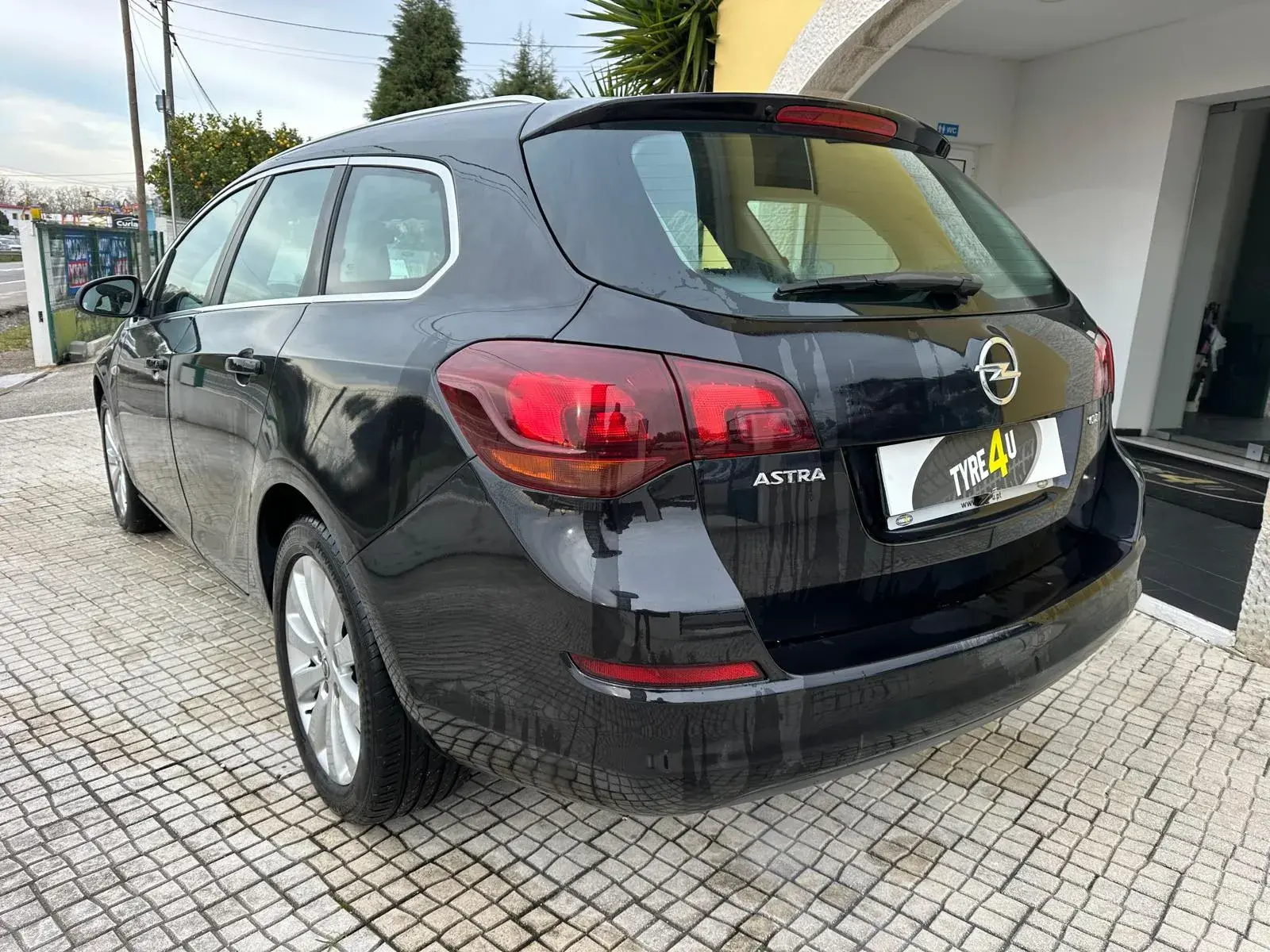 Opel Astra Caravan 1.7 CDTi Cosmo 4