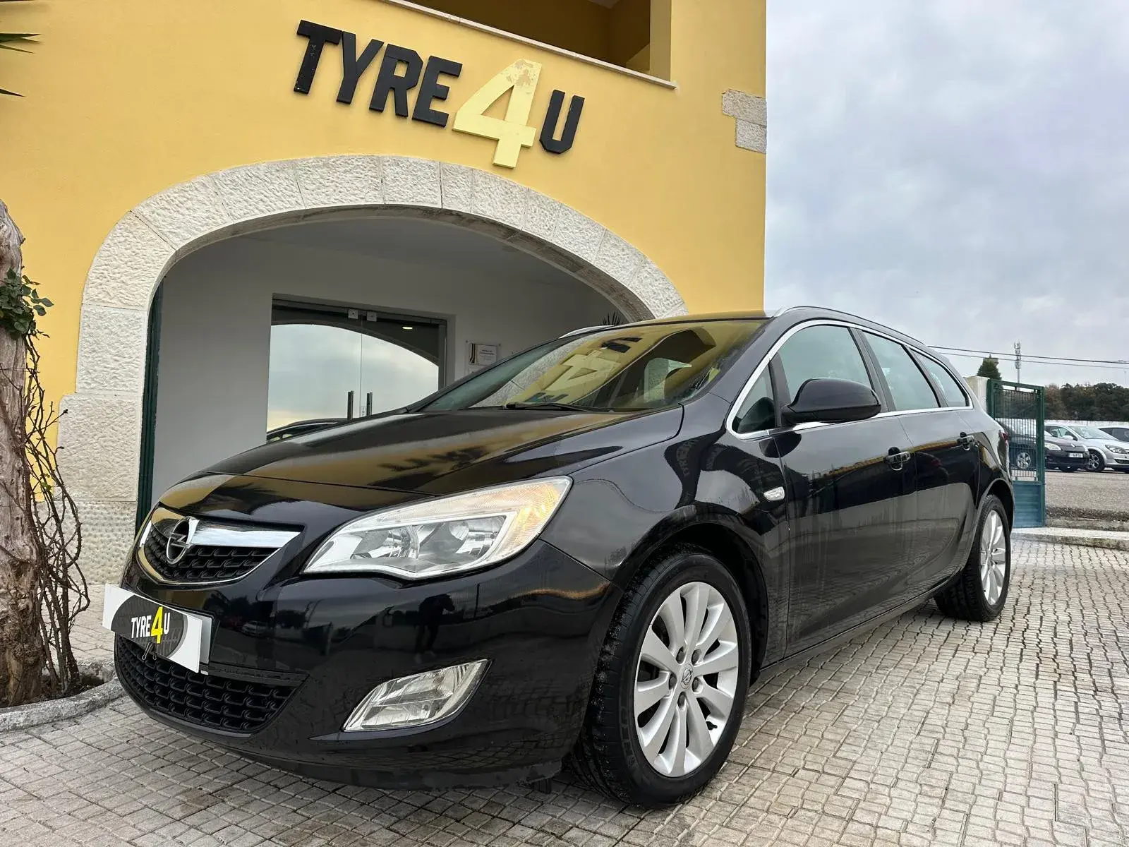 Opel Astra Caravan 1.7 CDTi Cosmo 9