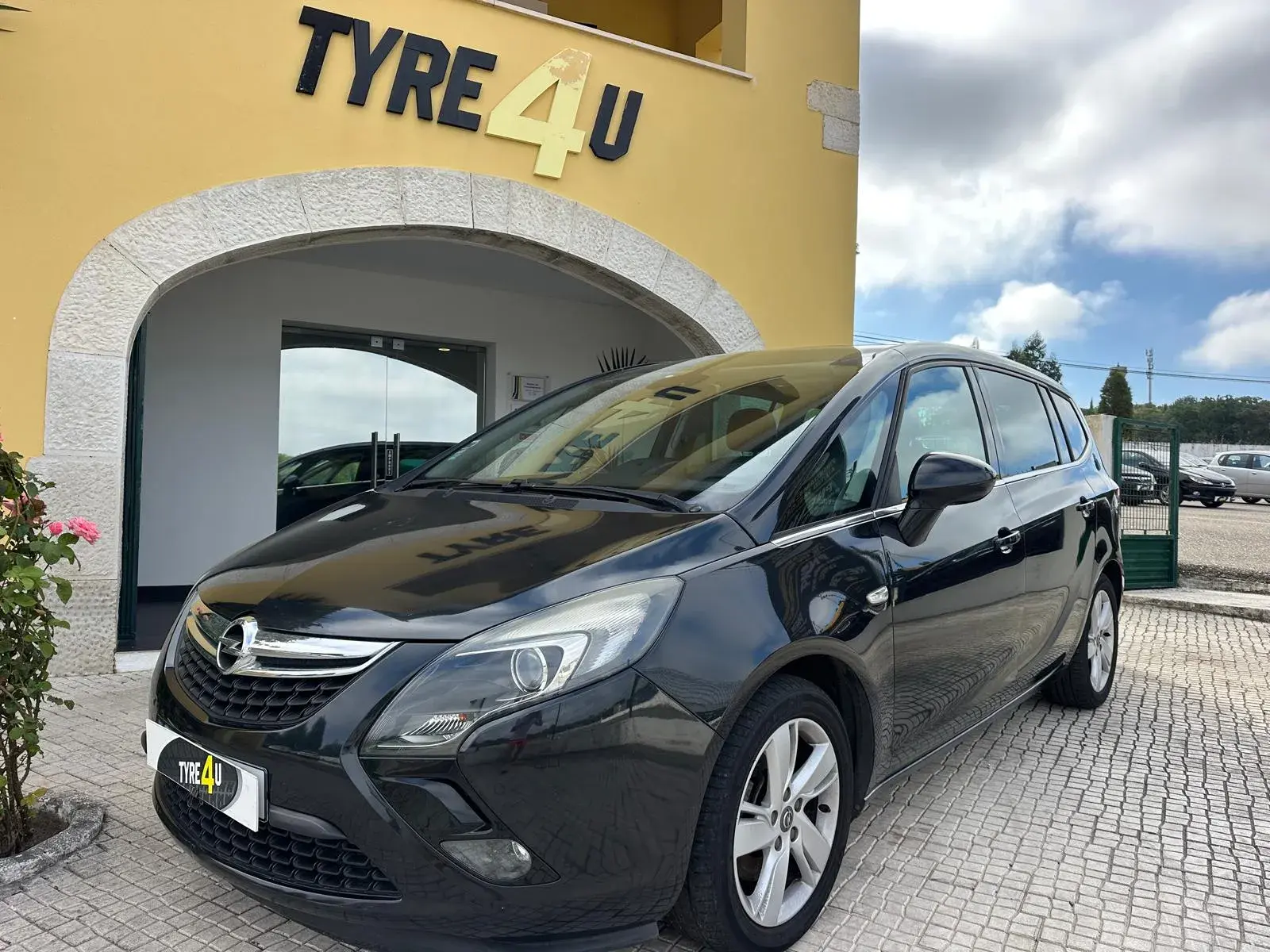 Opel Zafira 1.6 CDTi Cosmo 4
