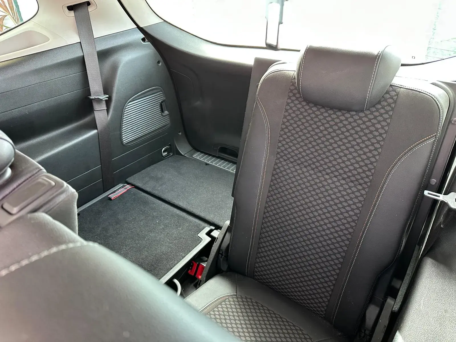 Opel Zafira 1.6 CDTi Cosmo 10