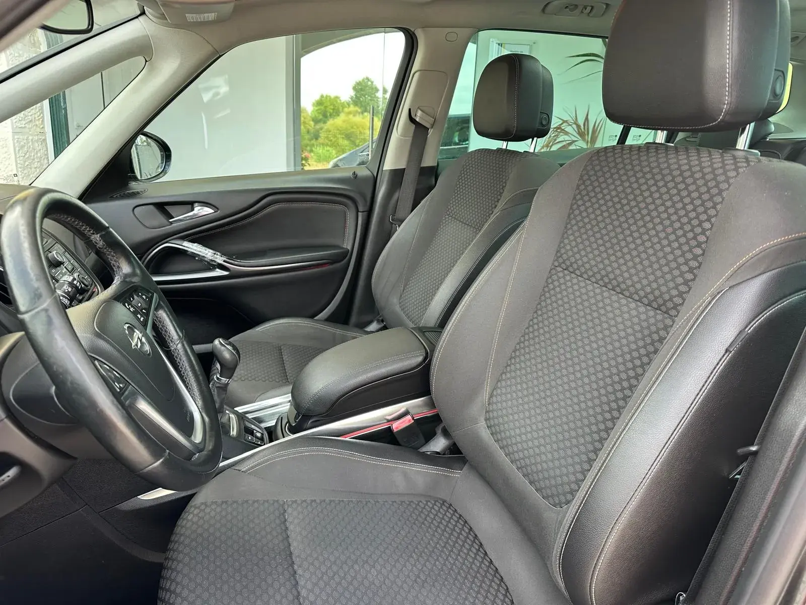 Opel Zafira 1.6 CDTi Cosmo 9