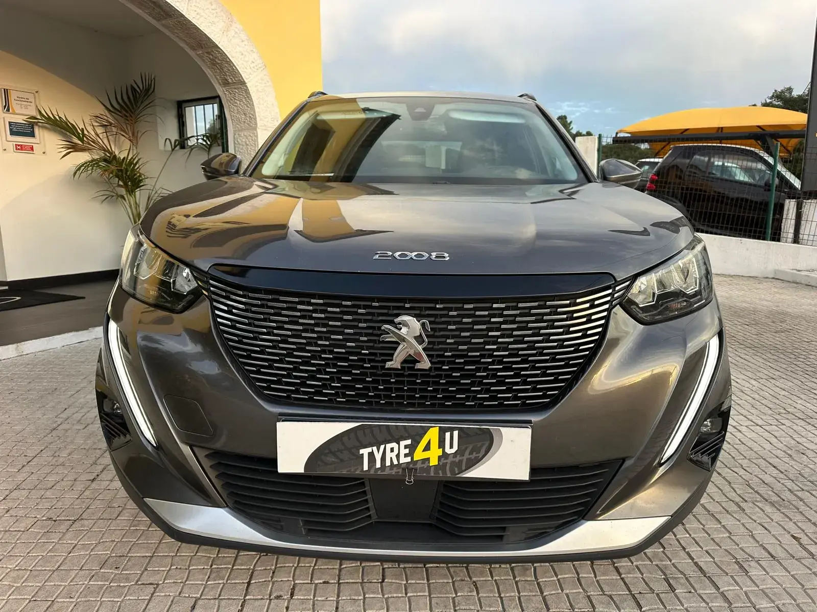 Peugeot 2008 1.5 BlueHDi Allure Pack 3